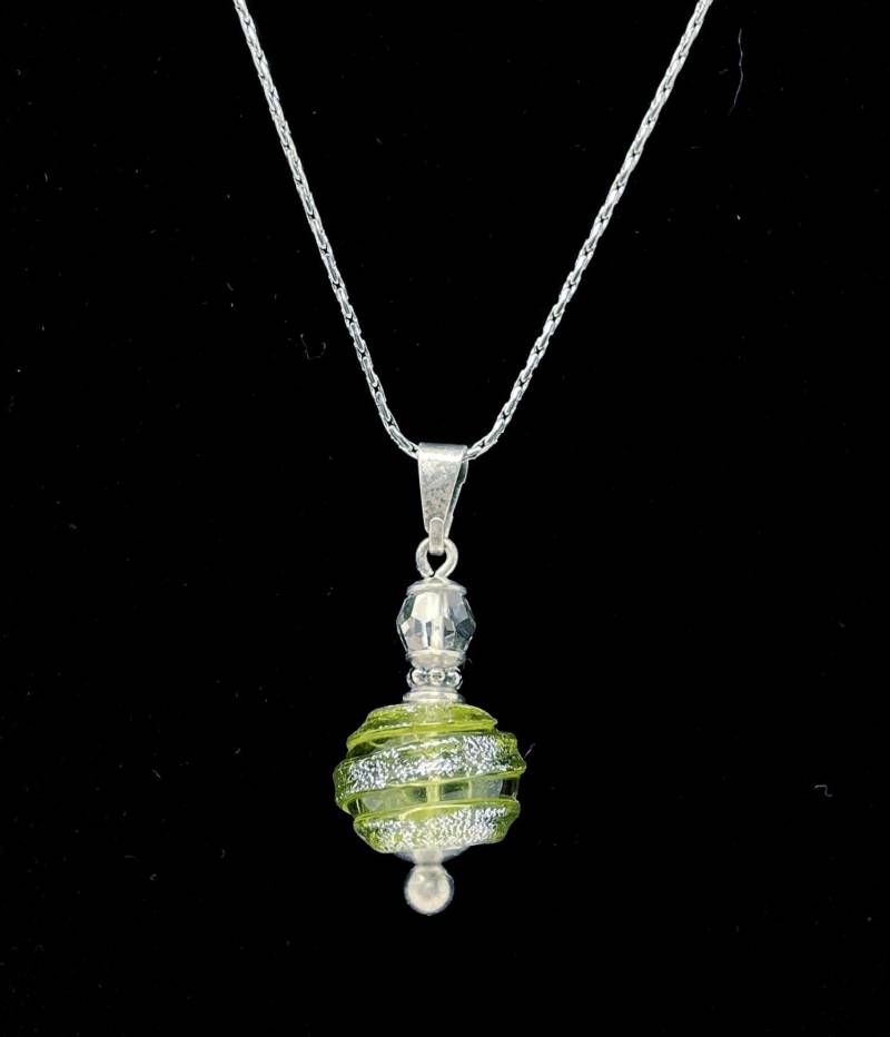 Verdure - Handgemachter Andenken-Anhänger Aus Glas & Sterlingsilber Verdure - Handgemachter Andenken-Anhänger Aus Glas & Sterlingsilber von Memorials4u