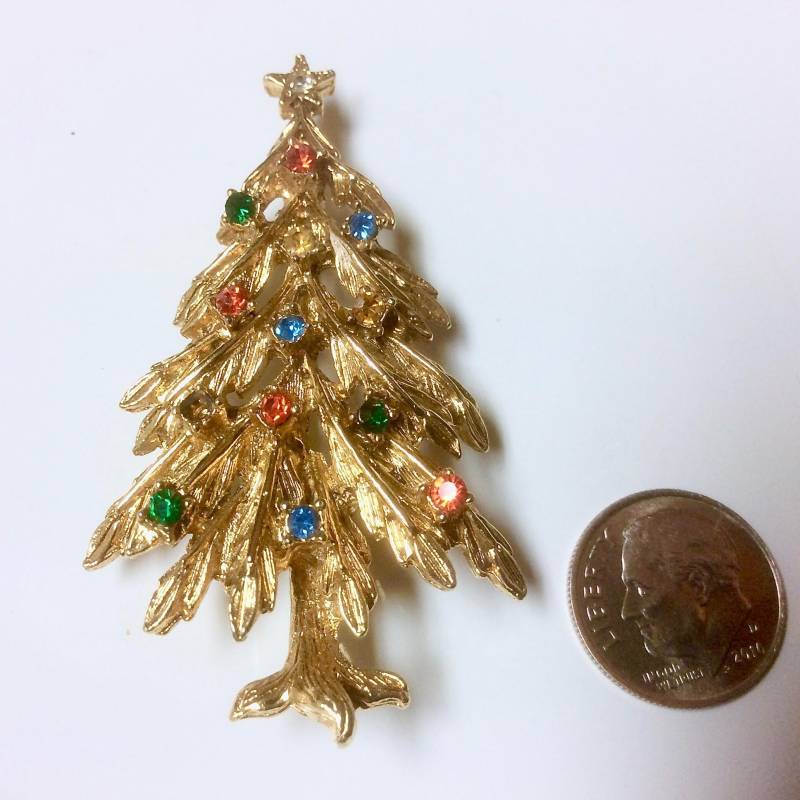 Signierte Art Vintage Weihnachtsbaum Brosche Anstecker Bunt Strasssteine Goldton Weihnachten von MemoriesofMartha