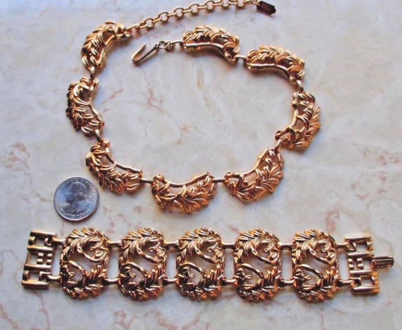 Signiertes Pakula Retro Chunky Armband Halskette Set von MemoriesofMartha