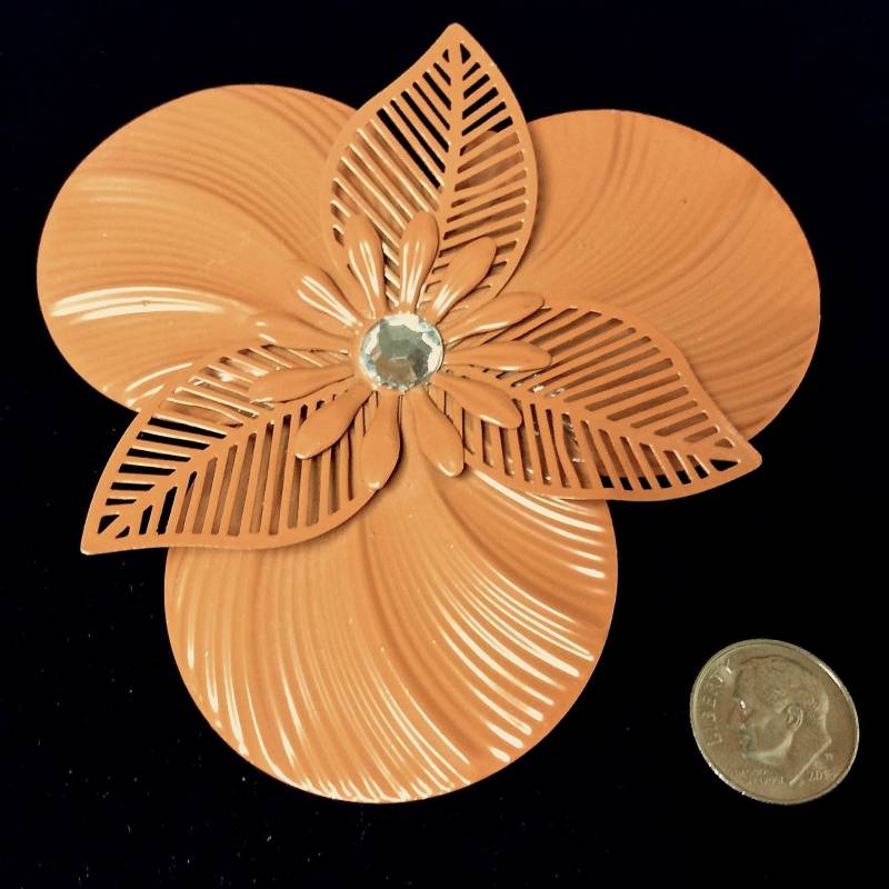 Vintage Retro Pfirsich Emaille Metall Blumenform Haarspange Und Brosche Pin Riesig Vintage Retro Pfirsich Emaille Metall Blumenform Haarspange Und Brosche Pin Riesig von MemoriesofMartha