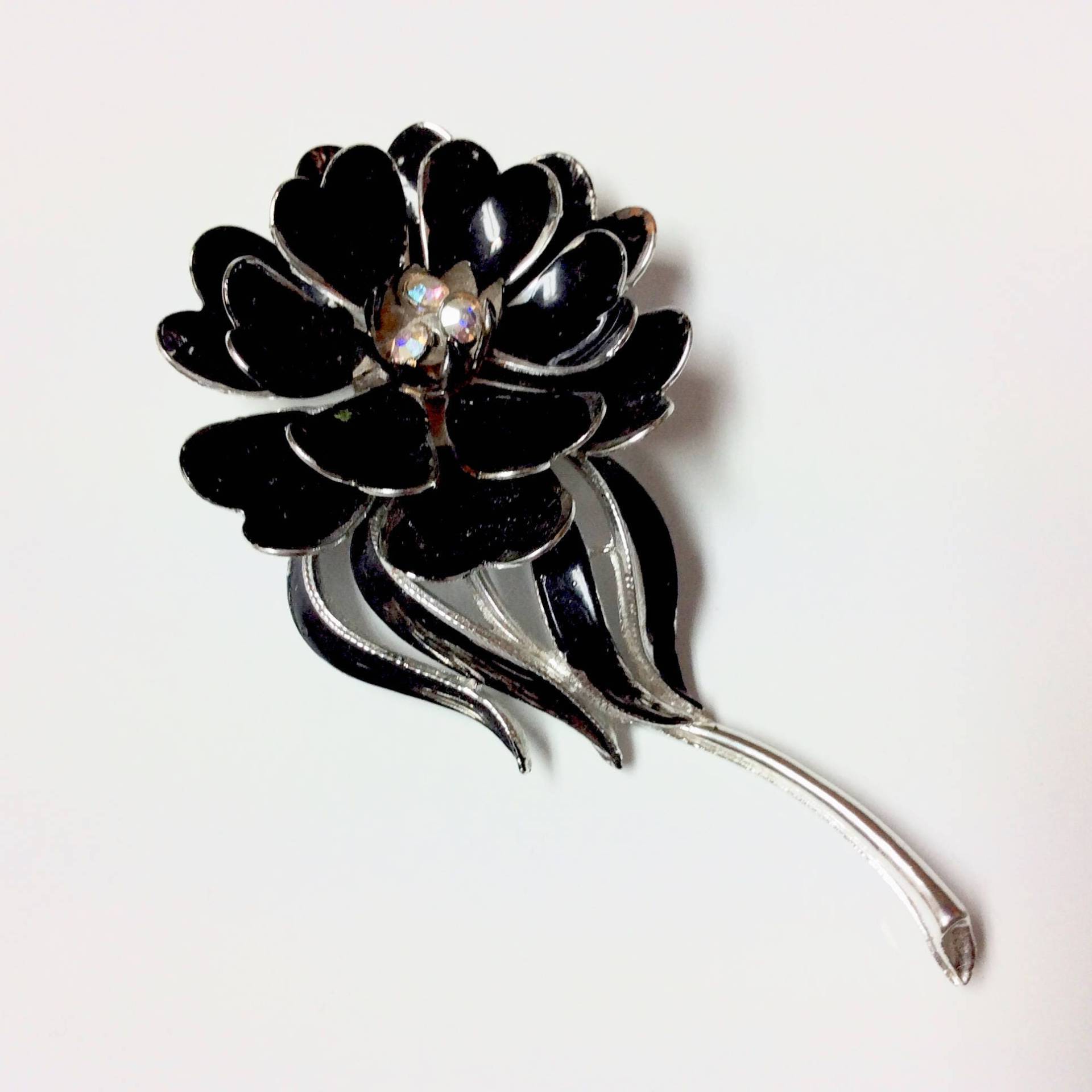 Vintage Signiert Coro Schwarz Und Silber Ton Blume Brosche Pin Mit Ab Strass von MemoriesofMartha