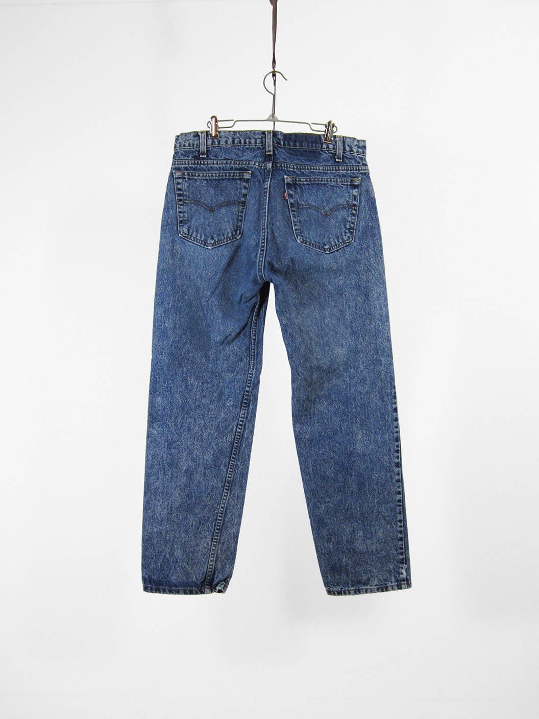 Vintage 80Er Jahre Levi's Jeans 505 Red Tab Acid Wash Denim - 35 X 30 von MemoryVintage