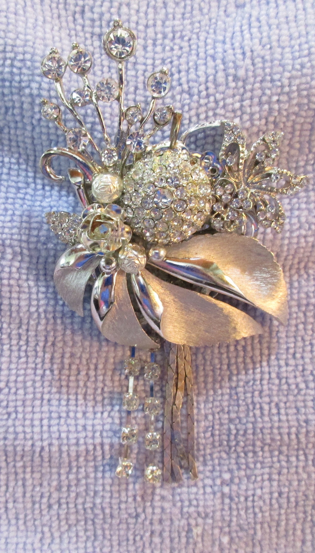 Dual Floral Brosche/Pin Oder Anhänger Silber Ton Mit Strass Dual Floral Brosche/Pin Oder Anhänger Silber Ton Mit Strass von MemoryvilleLane