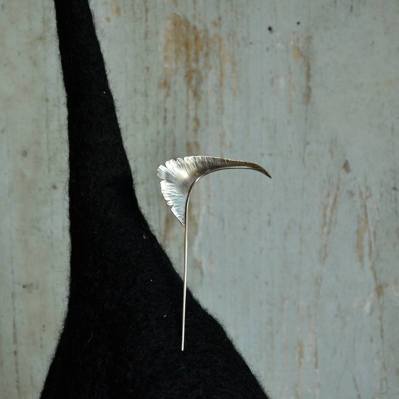 925Er Silber Federhut Anstecknadel Nummer Zwei. Auf Bestellung Gefertigt von Menno