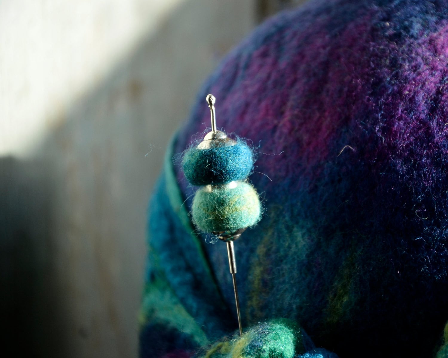 Unikat Hutnadel Filz Und Sterling Silber Stick Pin Hutnadel. Schmuck von Menno