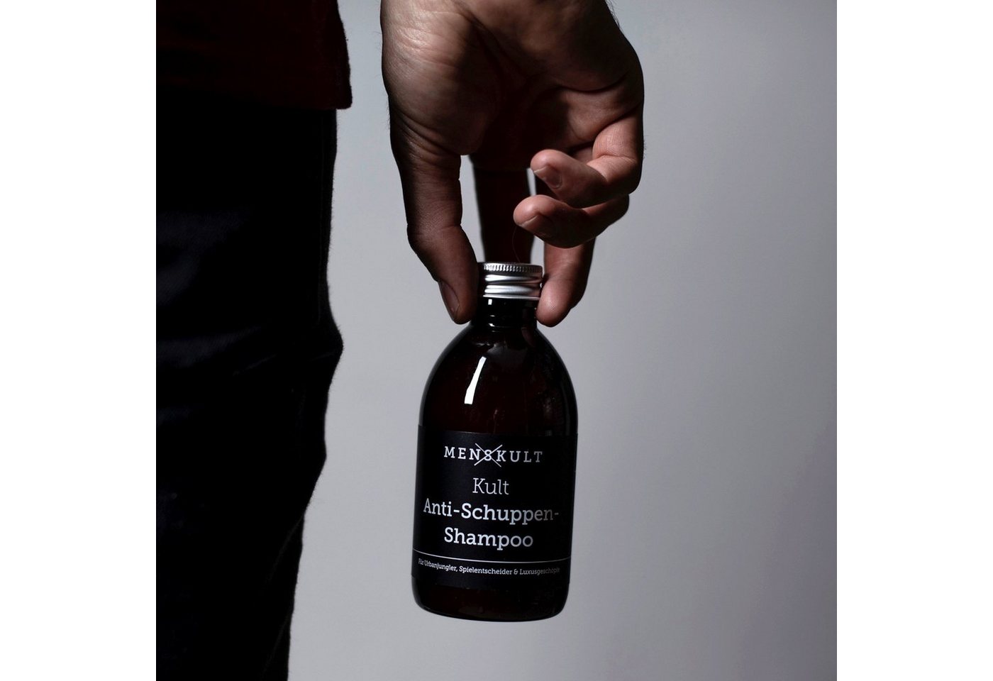 Menskult Haarshampoo Anti-Schuppen-Shampoo, Intensive Reinigung und eine Prise Menthol von Menskult