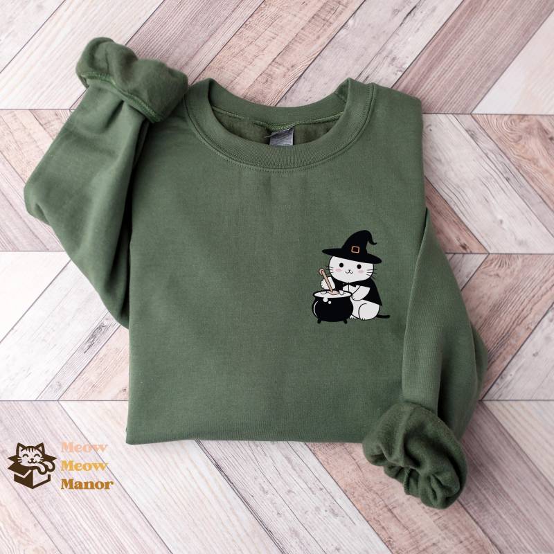 Niedliche Kawaii Katze Hexe Kessel Halloween Pullover, Katzenliebhaber Sweatshirt, Kitty Herbst Rundhalsausschnitt, Katzenbesitzer Geschenke von MeowMeowManor