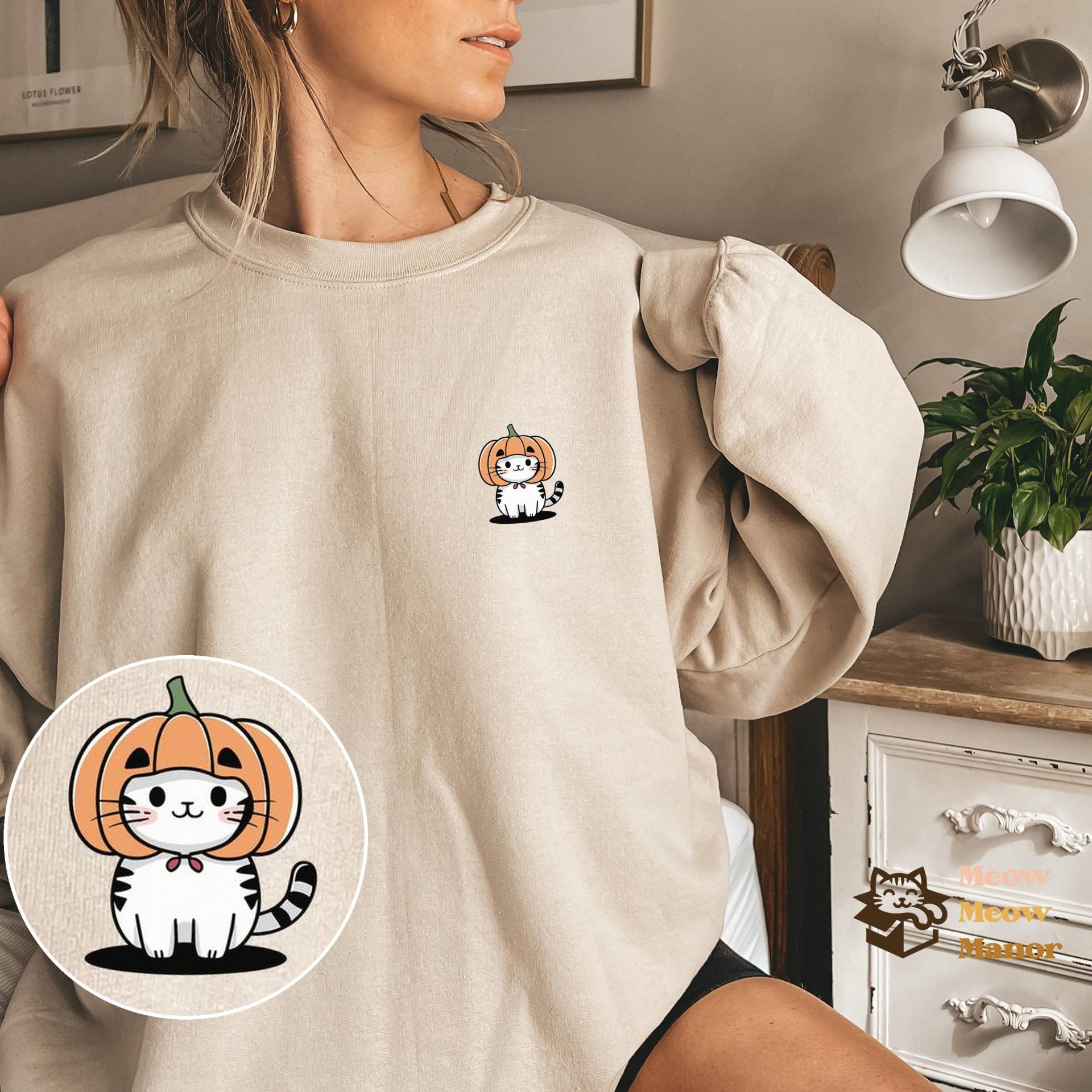 Süßer Kawaii Kürbis Katze Halloween Pullover, Katzenliebhaber Sweatshirt, Kitty Herbst Rundhalsausschnitt, Katzenbesitzer Geschenke, Geschenk Für von MeowMeowManor