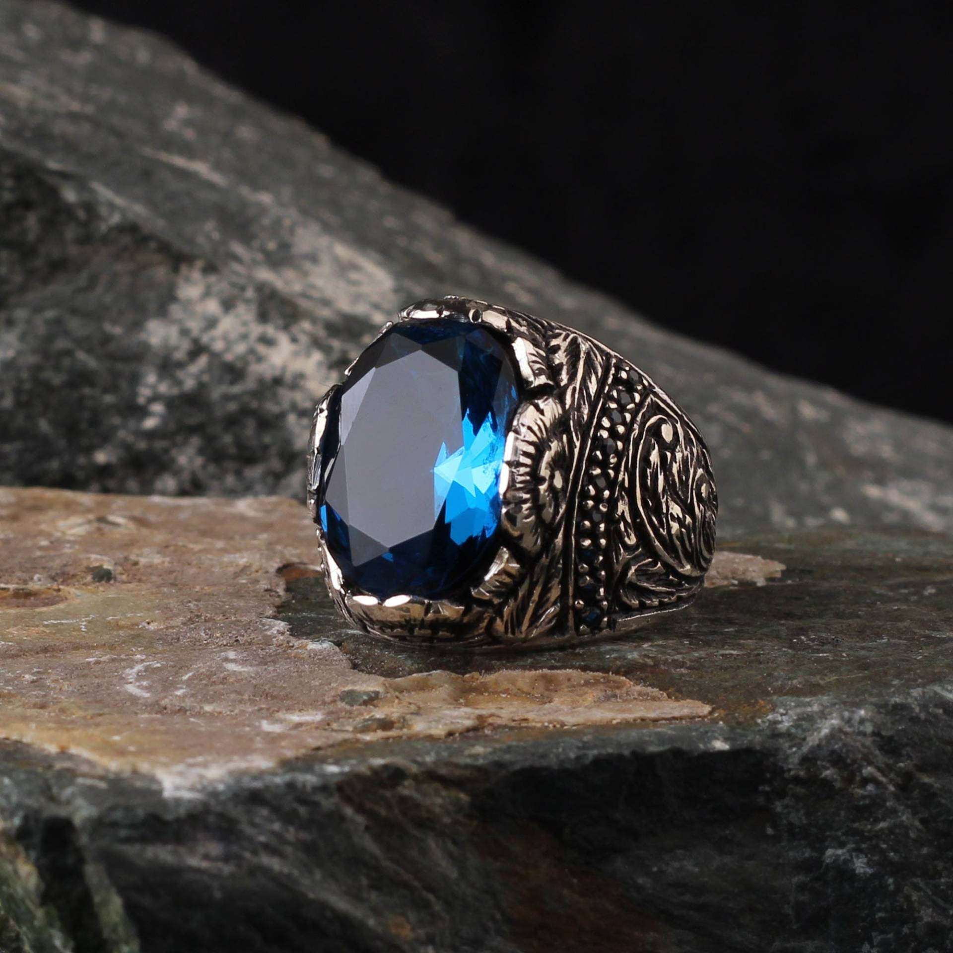 Blauer Zirkon Herrenring, Ring Für Männer, Sterling Silber Handgemachter Vintage Mann, Unikat Männer Ring von MerSilverCo