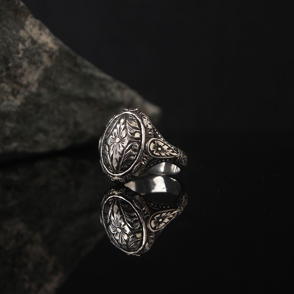 Herrenring, Silber Minimal Ring, Oxidierter Handgemachter Ring Mann, Geschenk Für Ihn, Herrenring Mit Gravur, Vintage von MerSilverCo