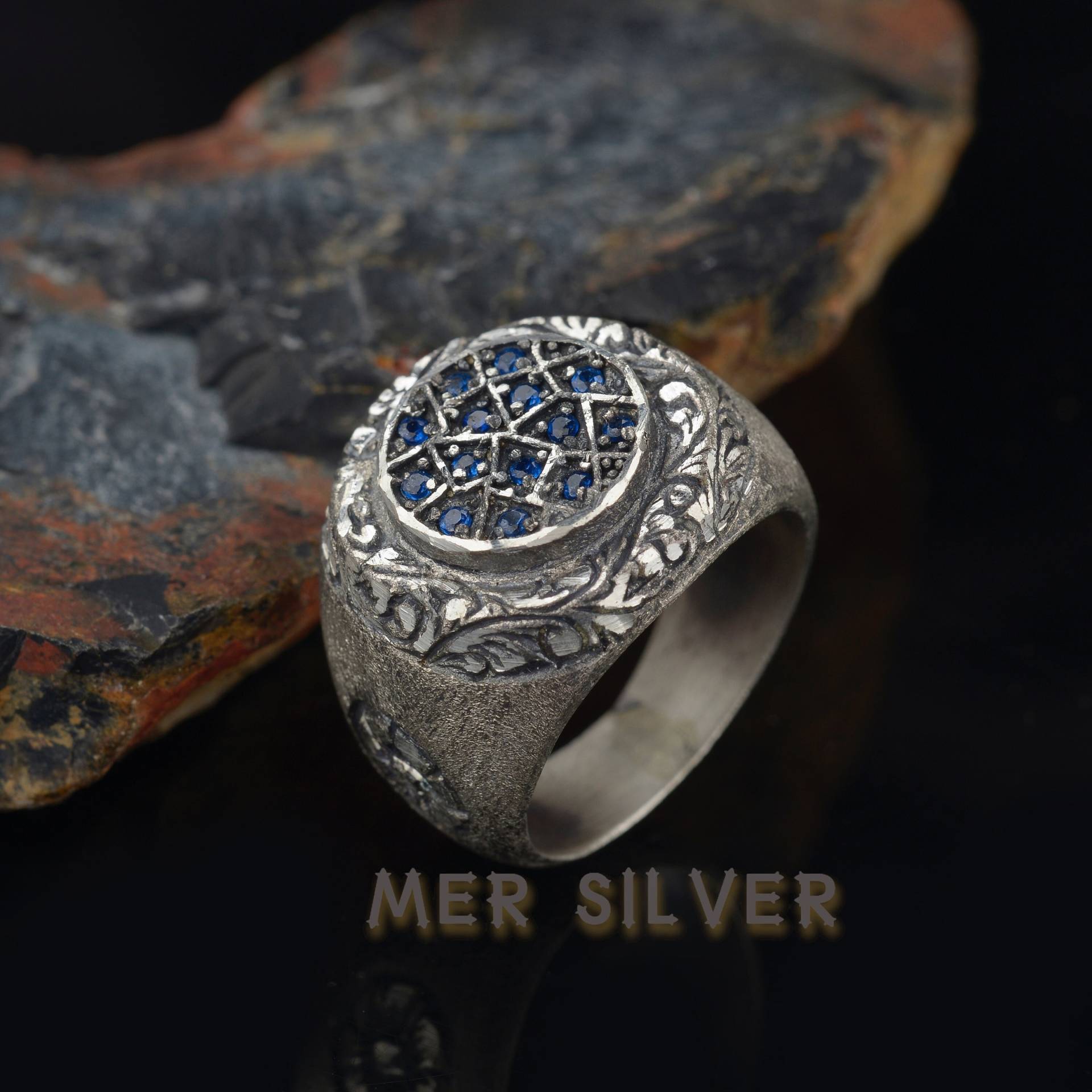 Sterling Silber Herrenring, Einzigartiger Oxidierter Handgemachter Gravierter Ring Geschenk Für Ihn, Herrenschmuck, Antiker Stil Herrenring von MerSilverCo