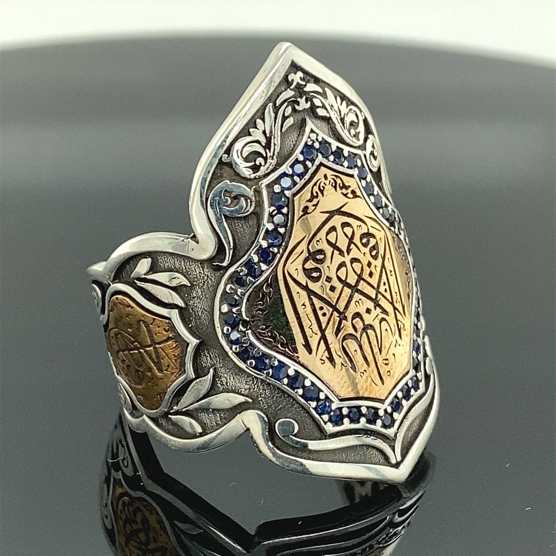 Handgemachter Daumen Ring , Arabisch Kalligraphie Herren Silber Bogenschütze Saphir Edelstein 925K Sterling von MercansilverTR