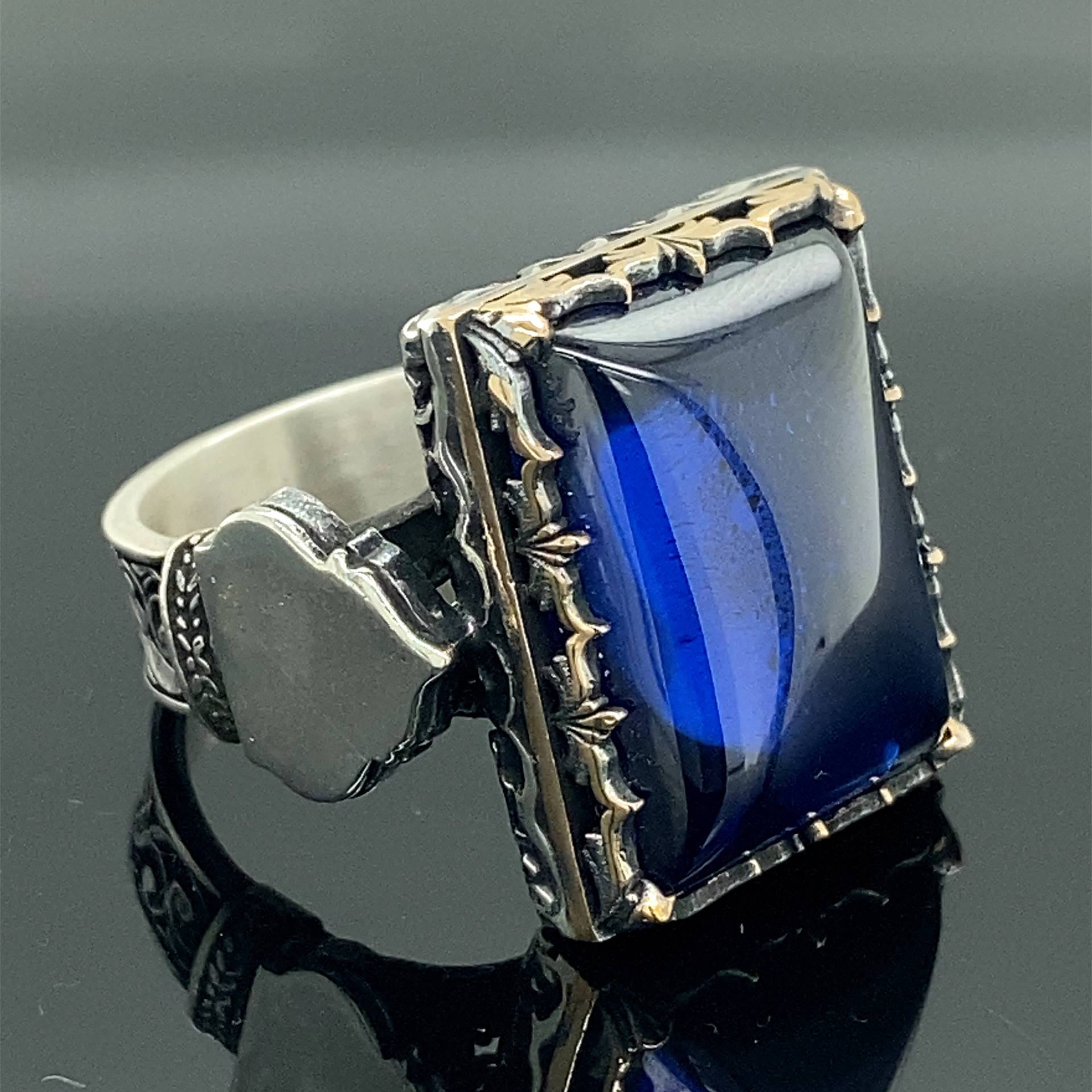 Mann Handgemachter Ring, Saphir Stein Silber Handarbeit Blauer 925K Sterling Geschenk Für Ihn von MercansilverTR