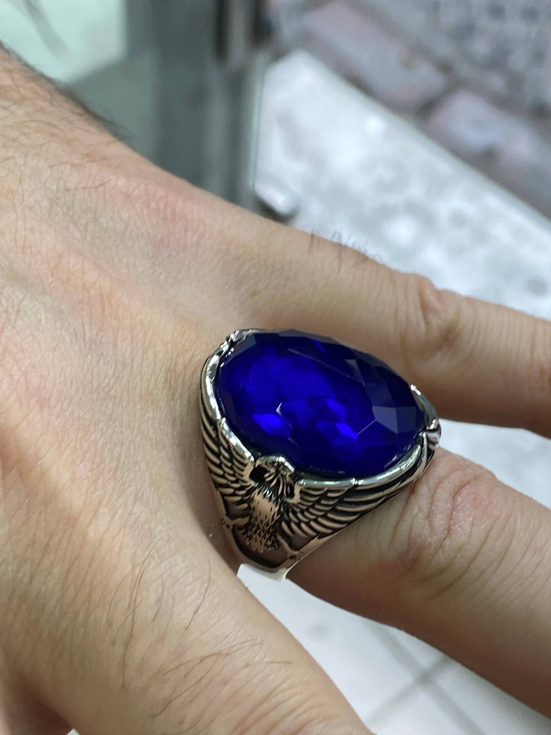 Silber Adler Ring , Mann Saphir Stein Handgemachter American Eagle Herren Oxidierter 925K Sterling von MercansilverTR