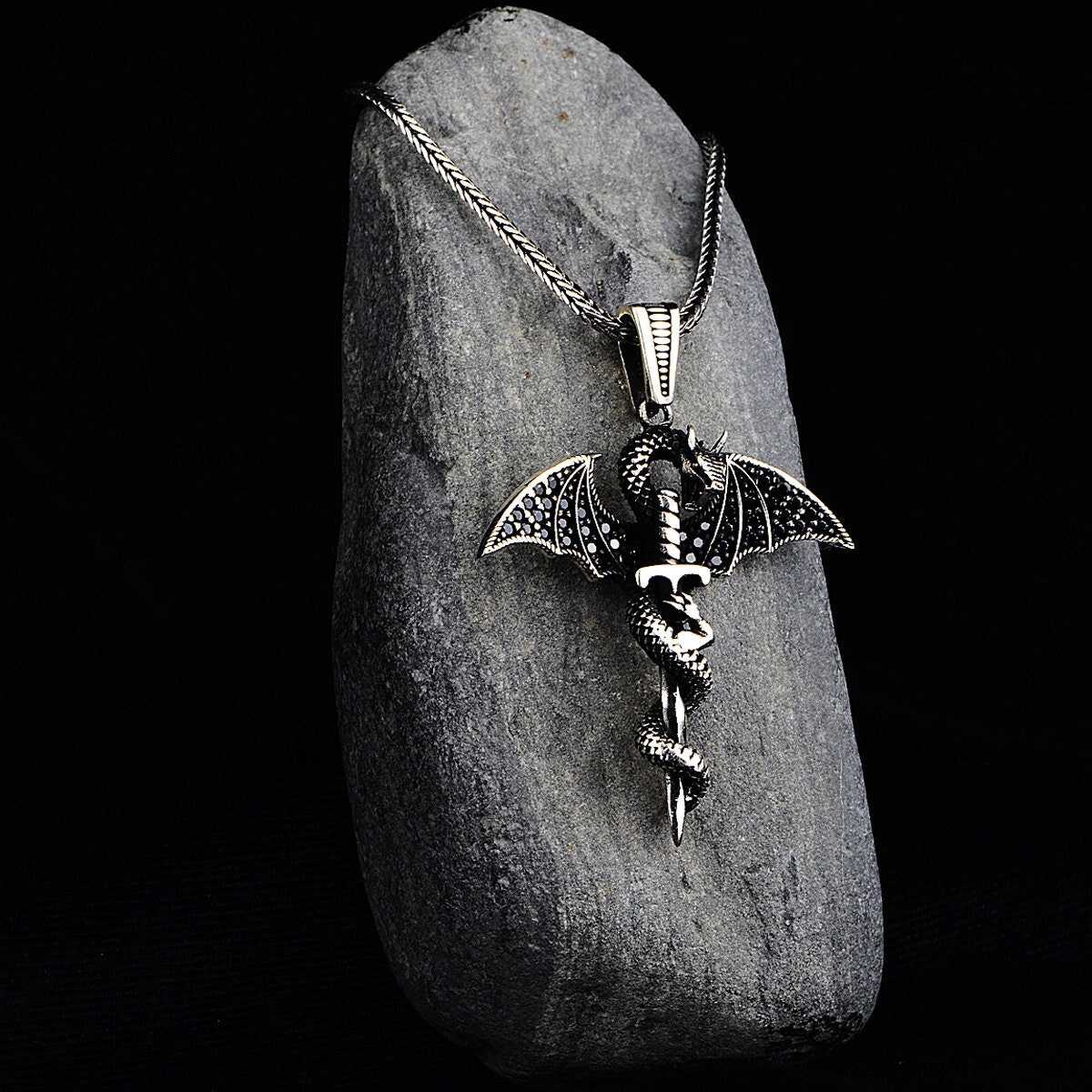 Silber Drachen Halskette , Schwert Anhänger Krieger Schmuck 925K Sterling Geschenk Für Ihn von MercansilverTR