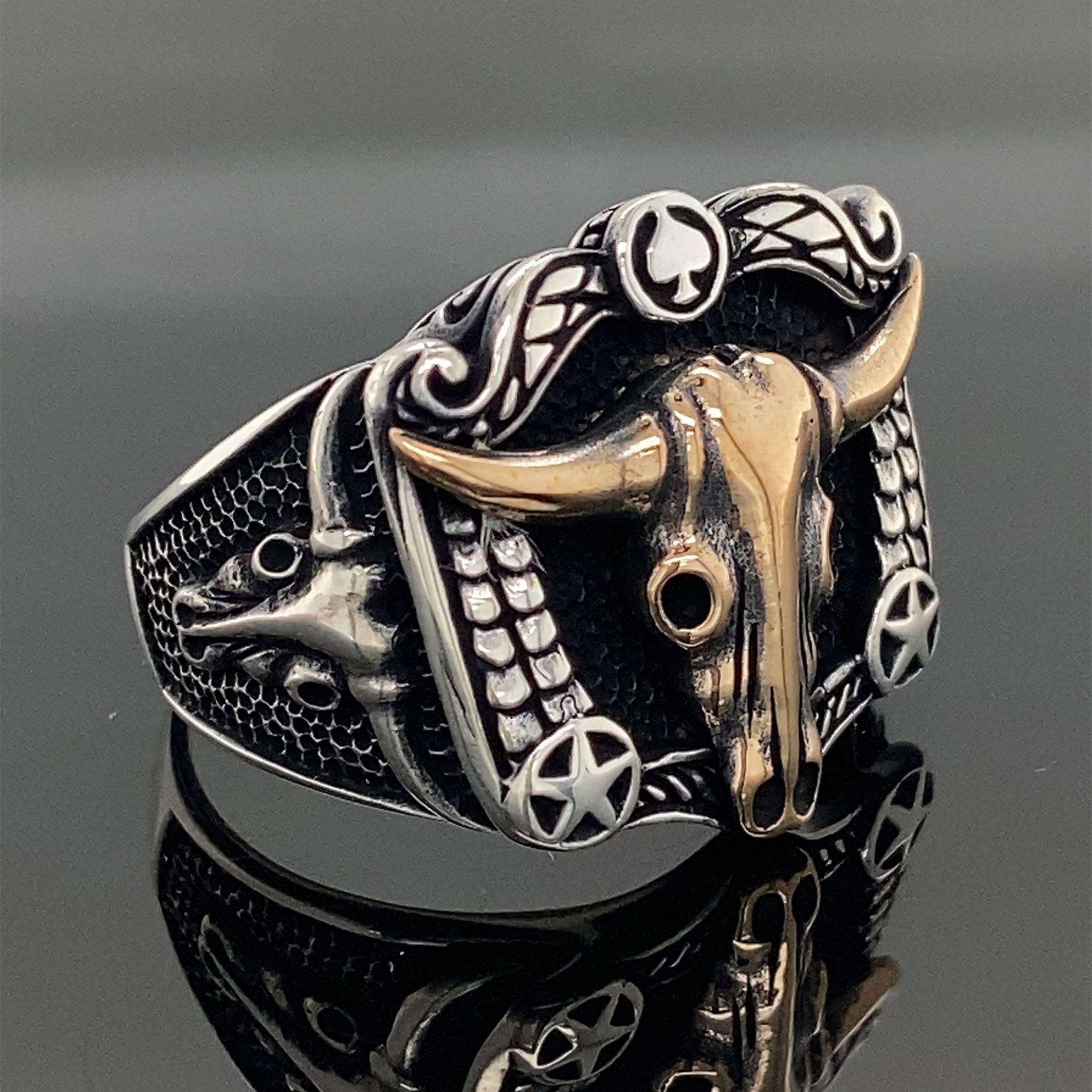 Stier Ring, Silber Stierkopf Signet Herren Handgemachter Wildtier 925K Sterling Ring von MercansilverTR