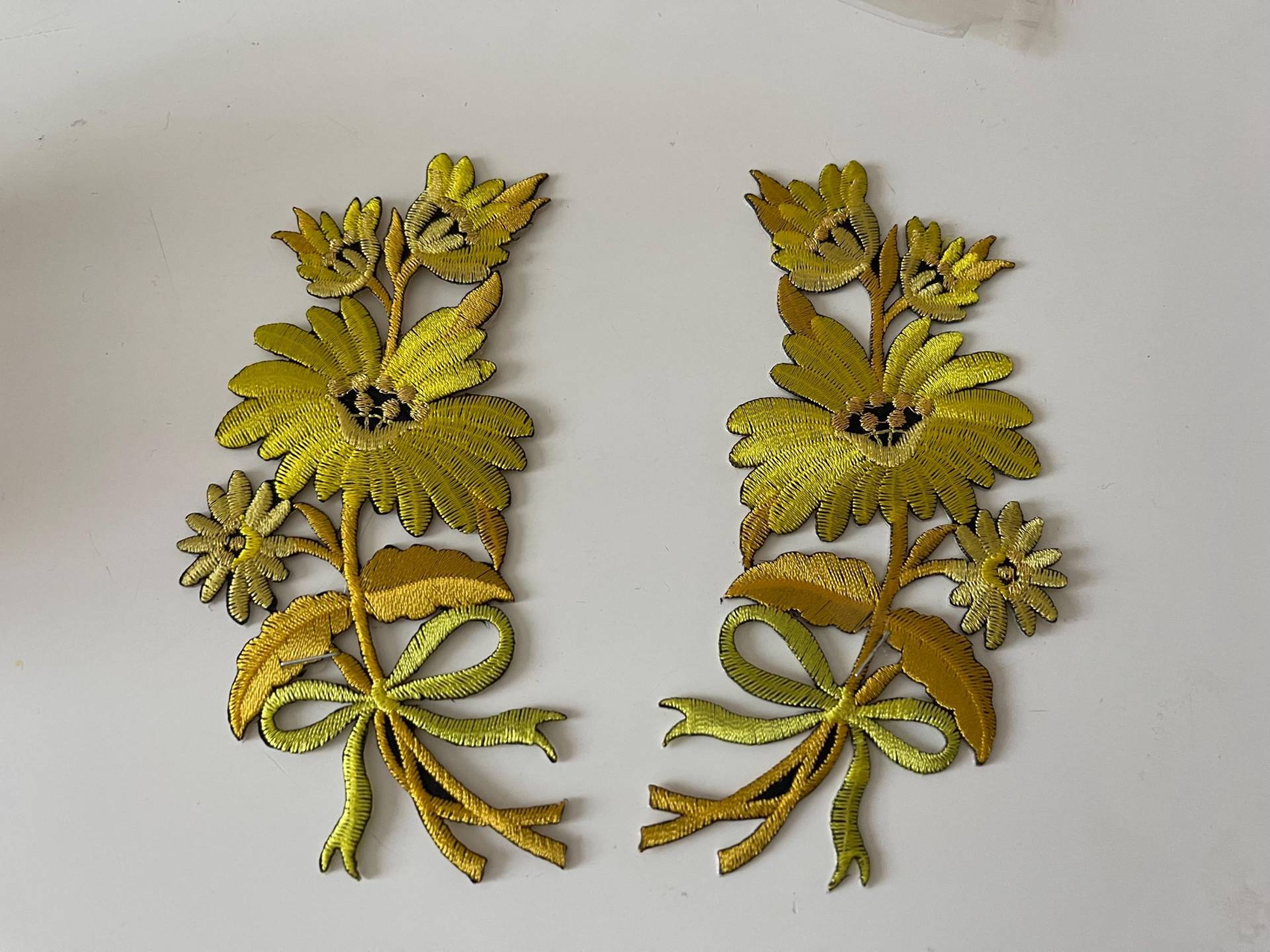 Rosa Gestickte Bügelapplikation von Mercerievoilage