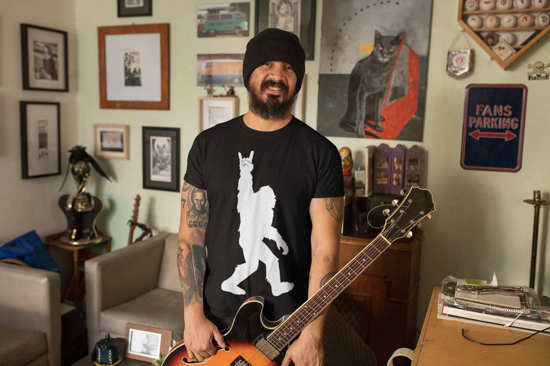 Lustige Bigfoot Rock Und Roll Tshirt Für Sasquatch Gläubige von MerchGorillaz