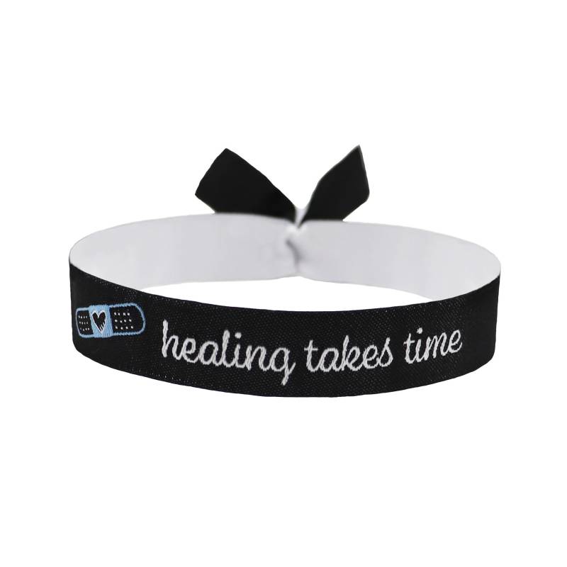 Healing Takes Time Armband von Merchbaendchen