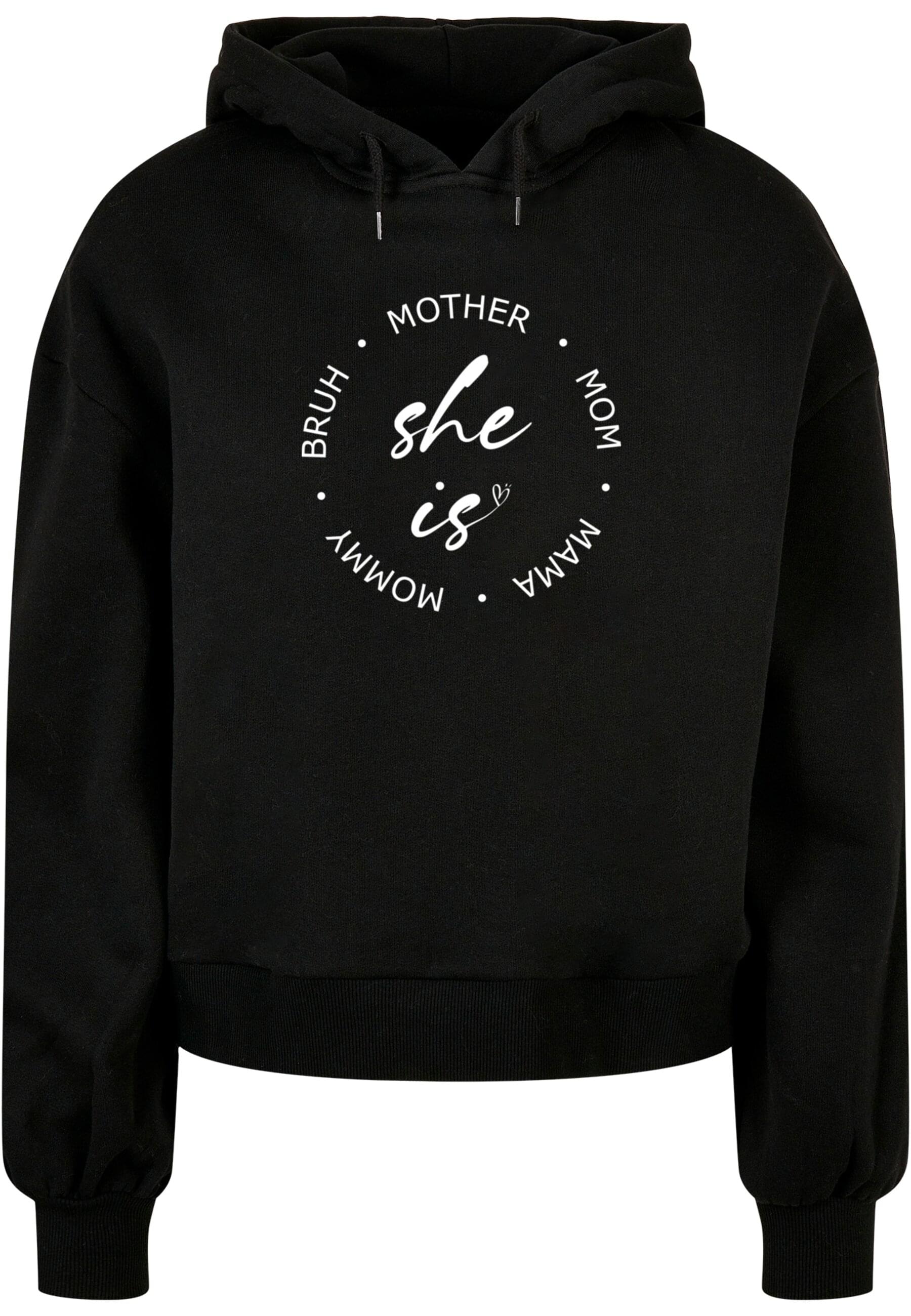 Merchcode Kapuzenpullover "Merchcode Damen Ladies Mothers Day - She is Oversized Hoody", (1 tlg.) Merchcode Kapuzenpullover "Merchcode Damen Ladies Mothers Day - She is Oversized Hoody", (1 tlg.) von Merchcode