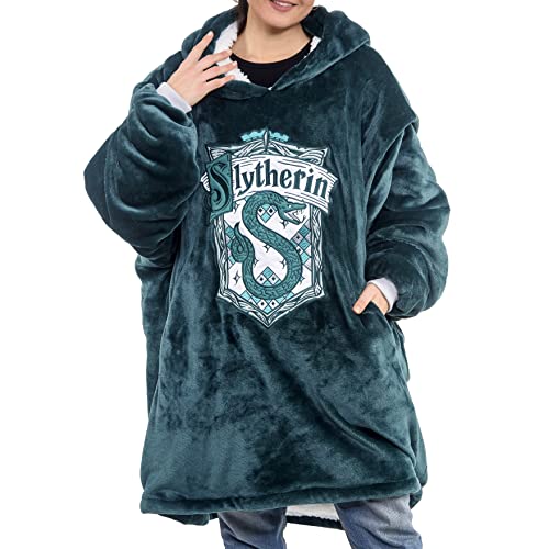 Merchoid Harry Potter Slytherin Übergroße Decke Hoodie - Bequeme, weiche, warme Plüsch-Kapuzendecke für Damen und Herren mit Sherpa-Fleece-Futter und Kängurutasche, Grün, Einheitsgröße, grün, One size von Merchoid