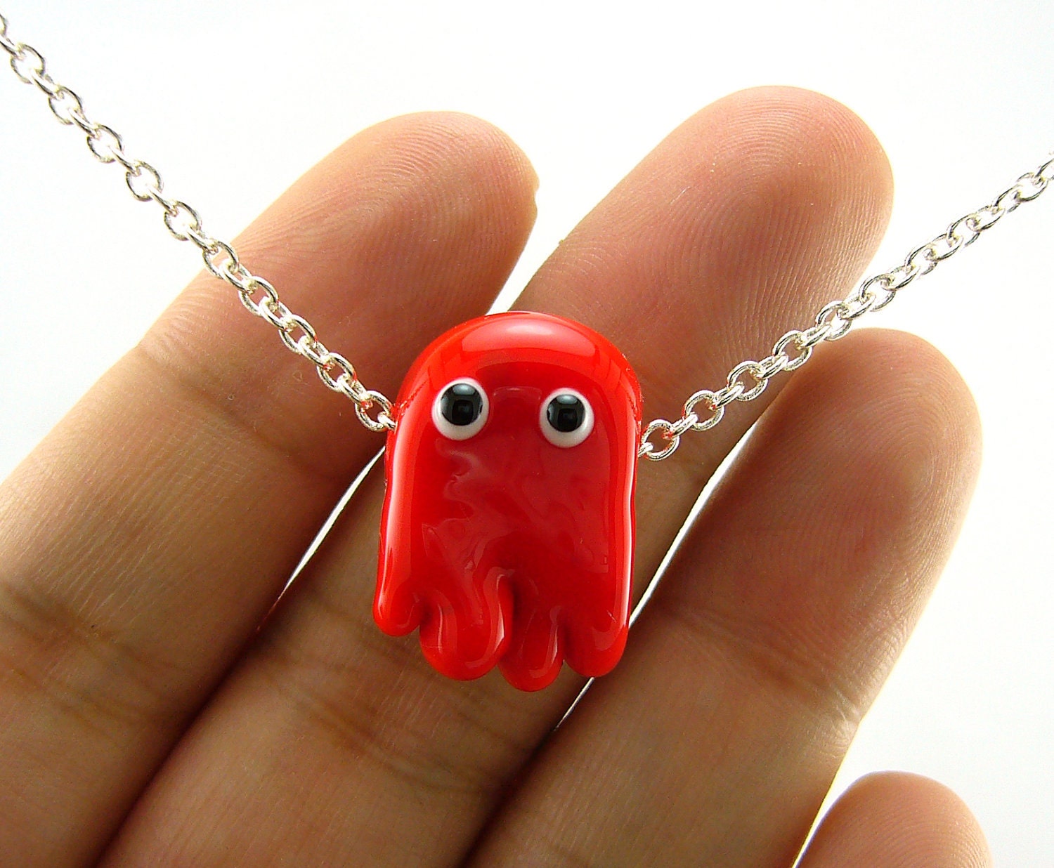 Red Ghost Handgewickelt Glas Halskette Red Ghost Handgewickelt Glas Halskette von MercuryGlass