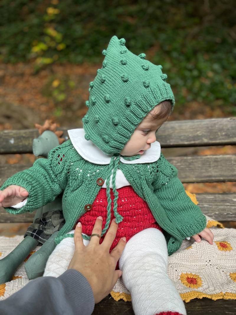 Baby Häubchen Aus Bio-Baumwolle, St. Patrick's Day Kleidung. Bio Strickmütze Pixie von MeriBabyUS