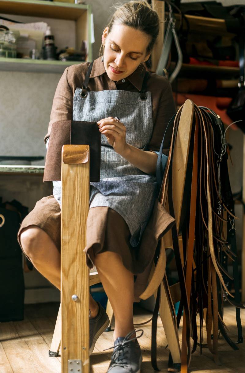 Arbeits Leinen Schürze, Personalisierte Handwerker Werkzeug Benutzerdefinierte Geschenk Für Frau, Schwester von MerifaLeather