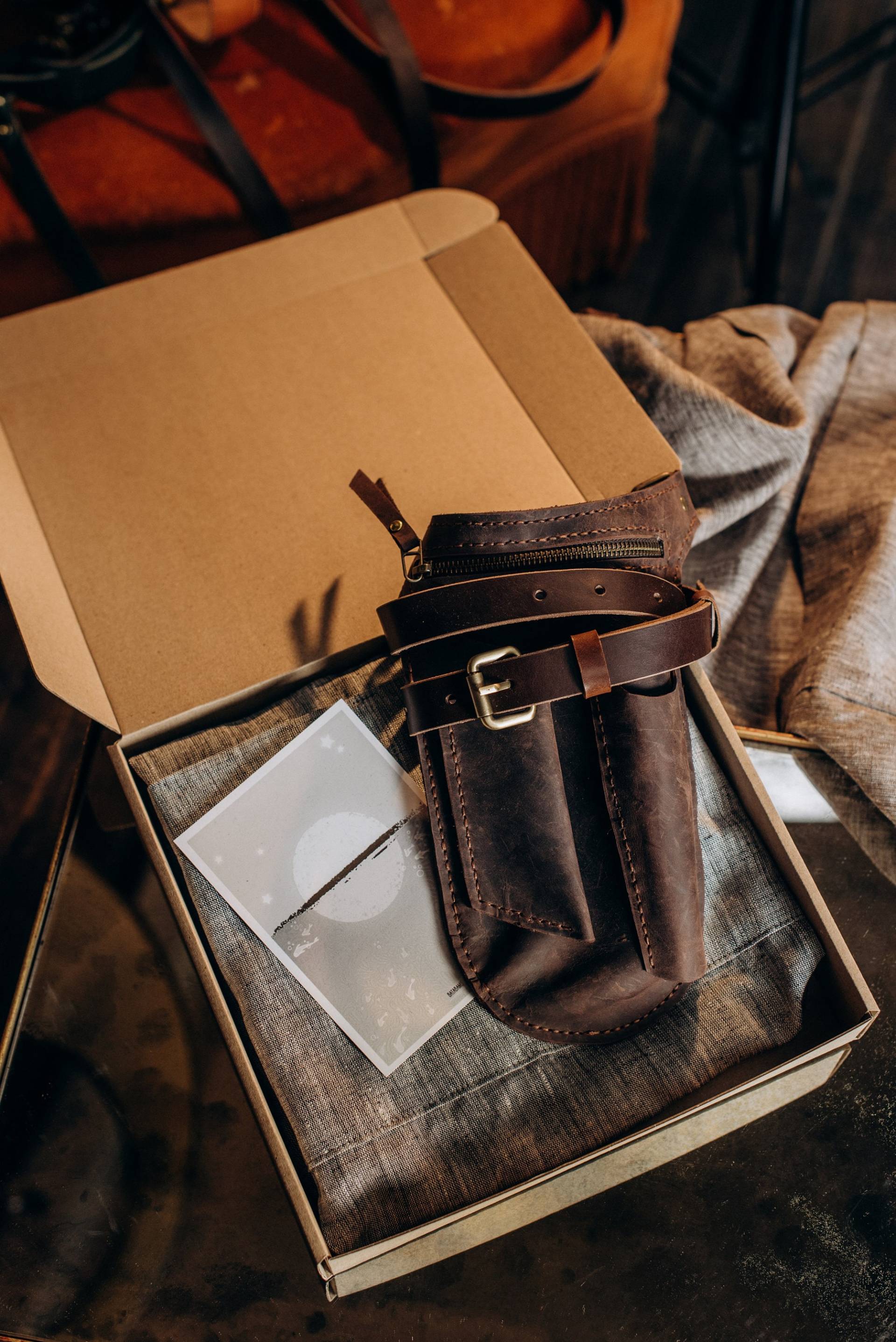 Muttertagsgeschenk, Floristenschürze Und Lederwerkzeuggürtel, 2-Er Set Floristenleinenschürze, Personalisierung Ledergartengürtel, Geschenk Für Muttertagsgeschenk, Floristenschürze Und Lederwerkzeuggürtel, 2-Er Set Floristenleinenschürze, Personalisierung Ledergartengürtel, Geschenk Für von MerifaLeather