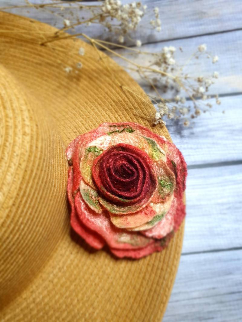 Filzblume Brosche Blumen Rose Filzbrosche, Geschenke Für Frauen, Große Filzbrosche Mit Magnetverschluss Und Anstecknadel Filz Filzblume Brosche Blumen Rose Filzbrosche, Geschenke Für Frauen, Große Filzbrosche Mit Magnetverschluss Und Anstecknadel Filz von MerinoAccessoires