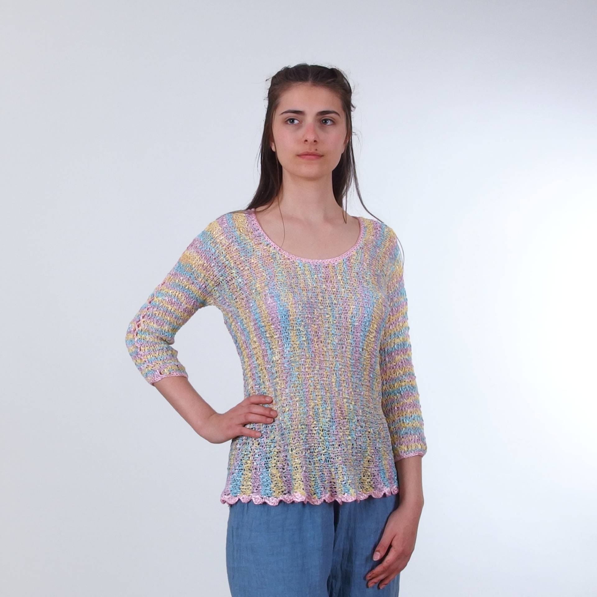 Bunter Lockerer Strickpullover, Leichte Mehrfarbige Strickbluse, Durchsichtiger Offener Strick-Sommerpullover von Merinossa