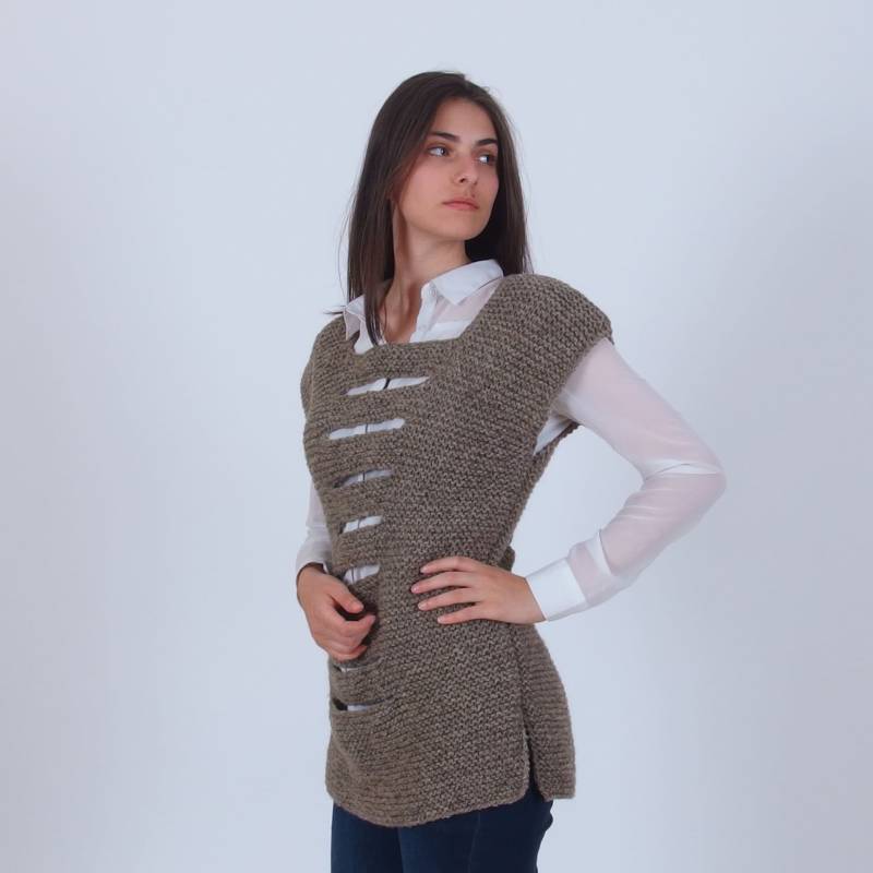 Natürlicher Wollpullover, Langer Pullover Aus Reiner Wolle, Schlitze Und Löcher, 100% Handgestricktes Ärmelloses Oberteil, Warmer von Merinossa