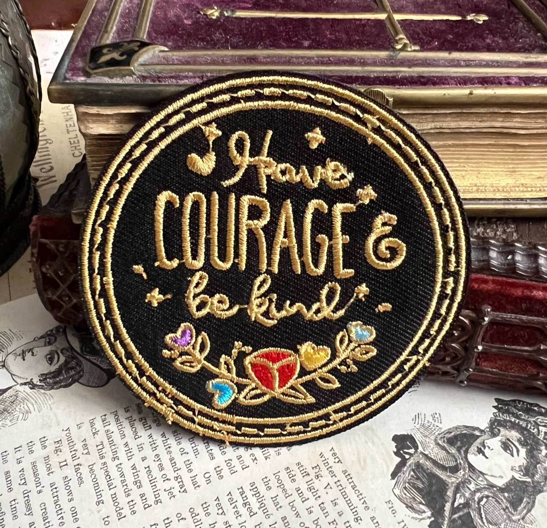 Patch Have Courage & Be Kind | Alternative Diy Patch Have Courage & Be Kind | Alternative Diy von Meriscordia