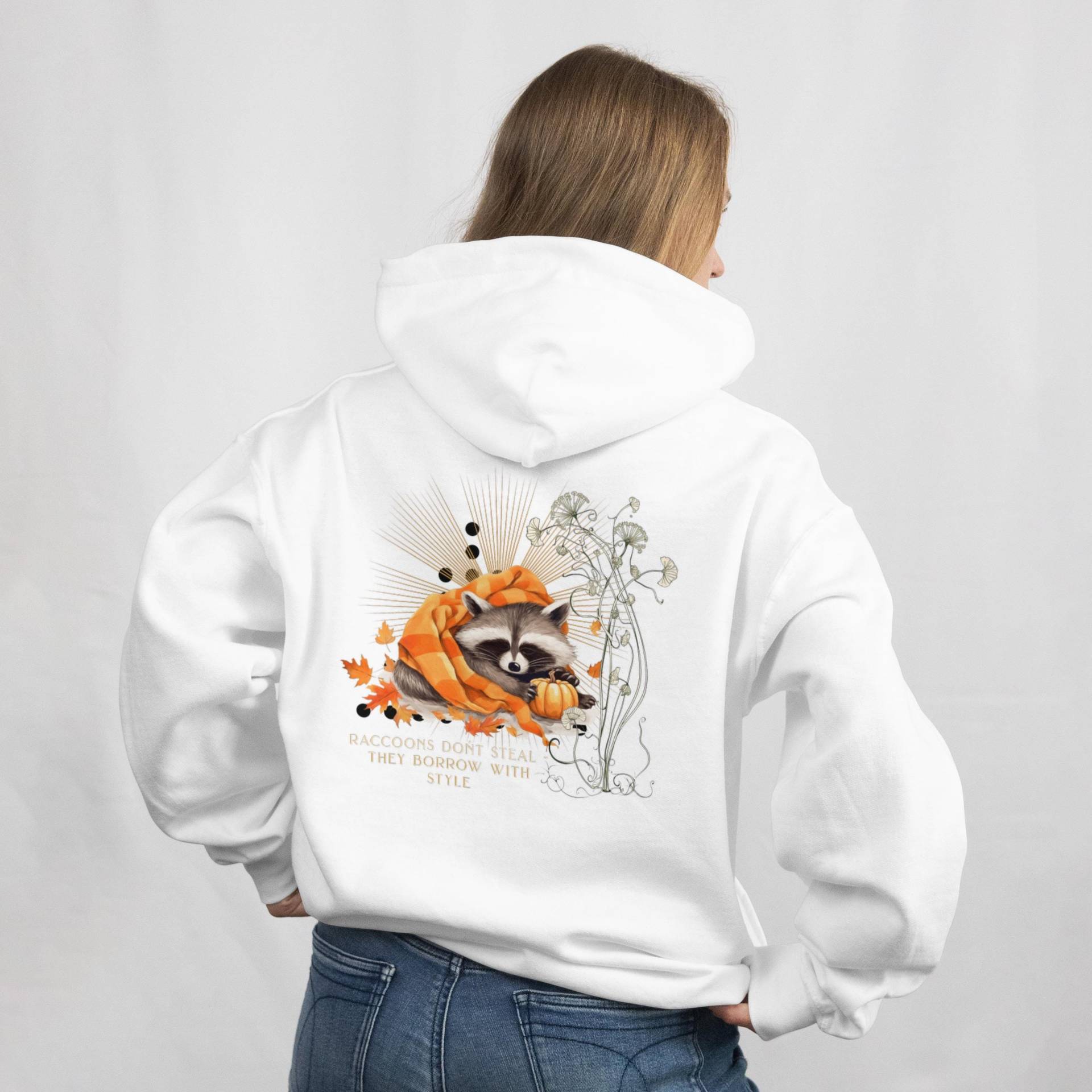 Frecher Waschbär Hoodie - Süßes Tiermotiv, Gemütlicher Kapuzenpullover Mit Perfekt Als Geschenk Für Tierfreunde von MerkerHarmsDesigns