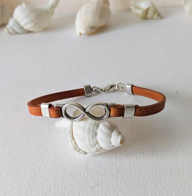 Armband Lederband Infinity Silber Armband Lederband Infinity Silber von MerlesJewellery