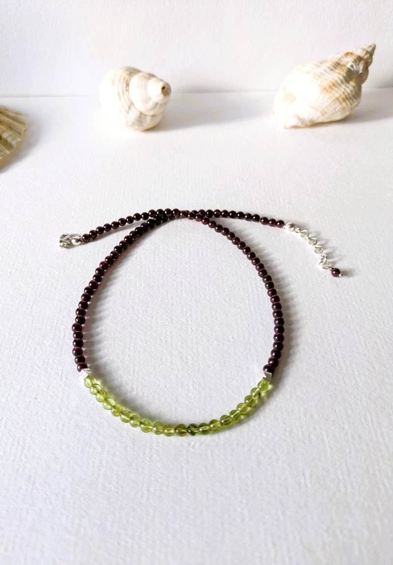 Lila Granat Kette Peridot Silber von MerlesJewellery