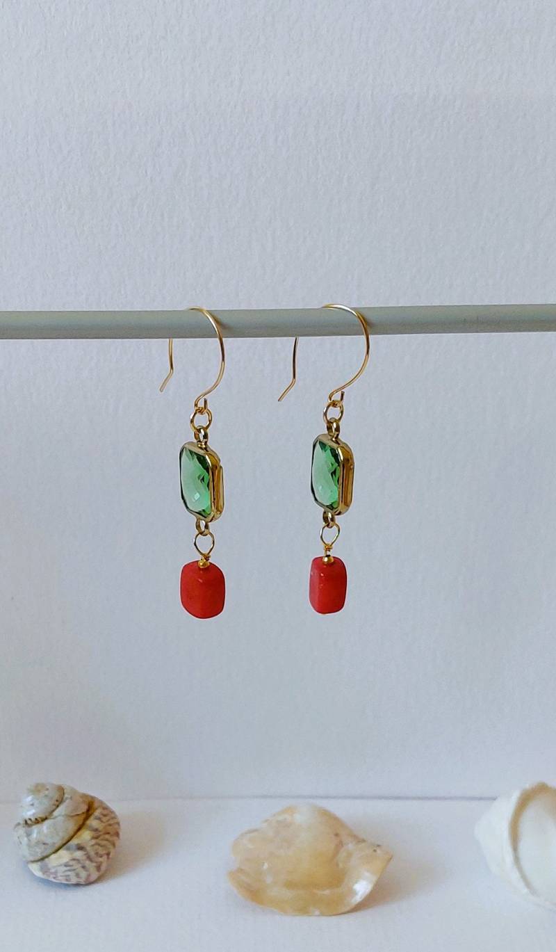 Ohrringe Grün Rot Gold von MerlesJewellery