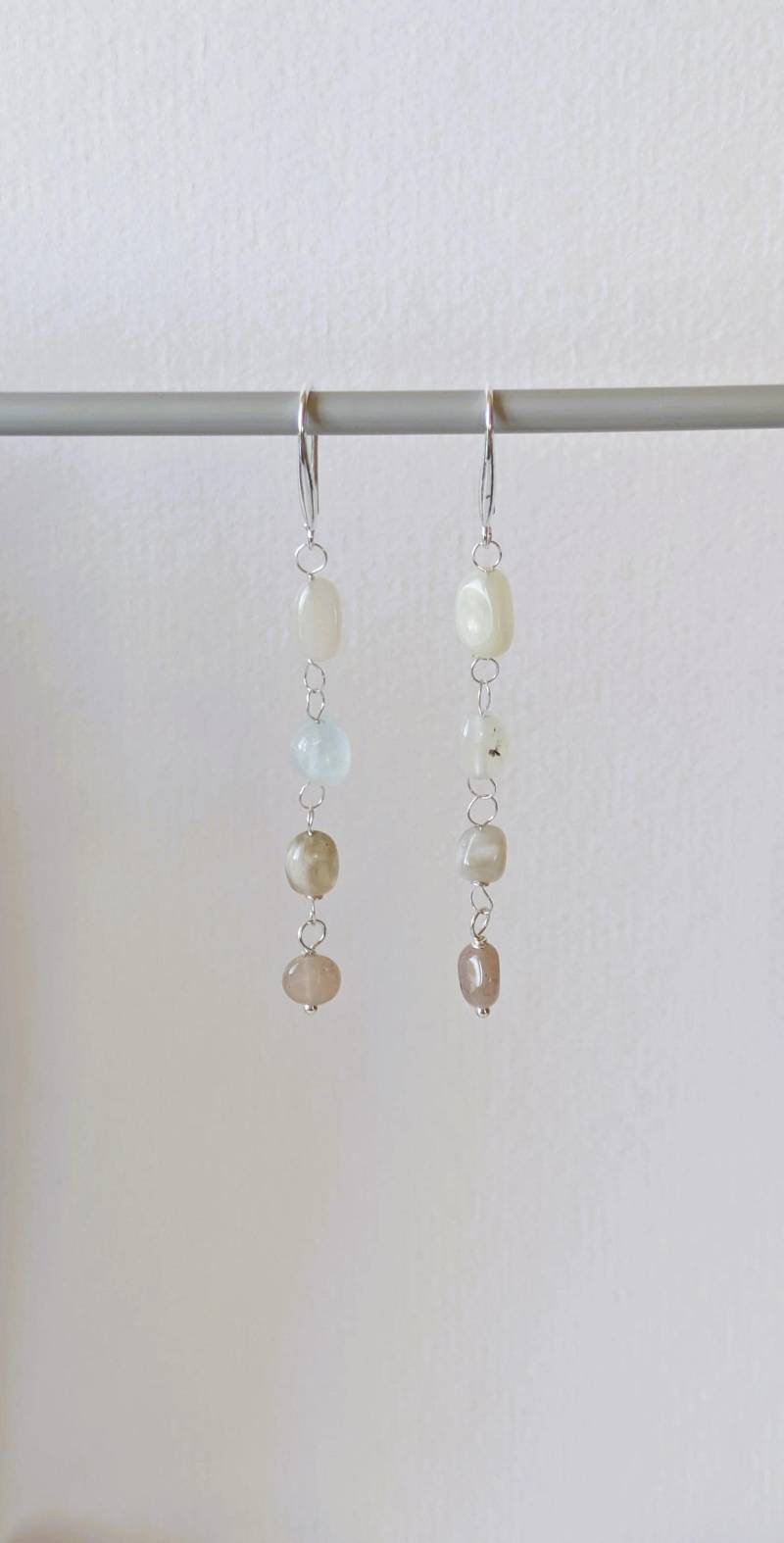 Ohrringe Mondstein Nugget Silber von MerlesJewellery