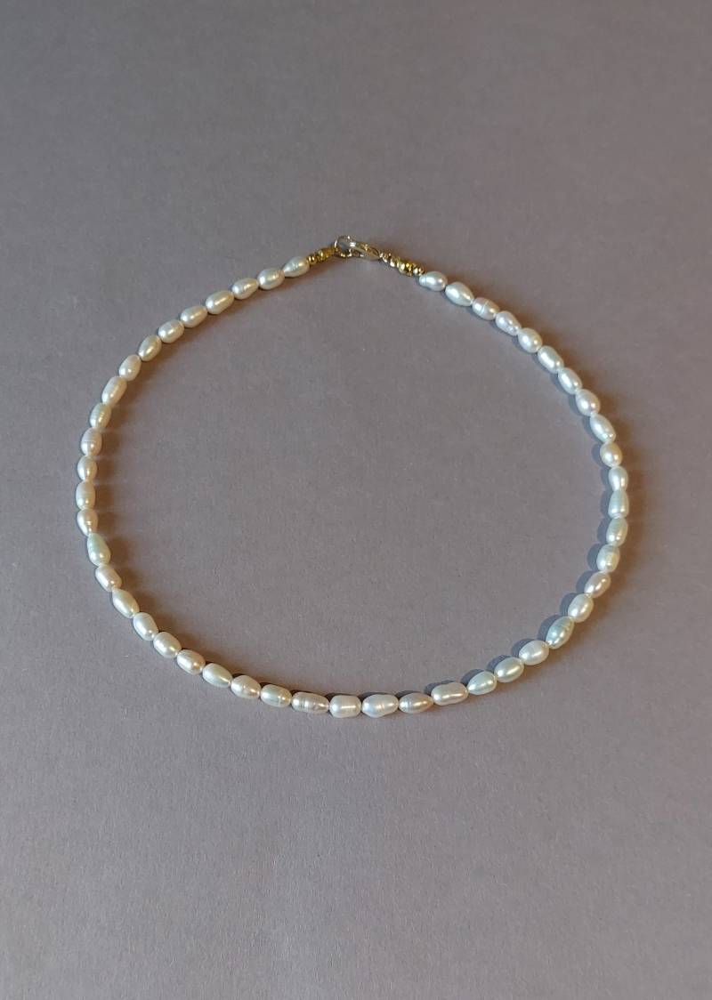 Süßwasserperlenkette Reisform Gold von MerlesJewellery