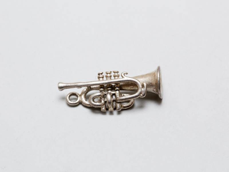 Silber Trompete Charm von MerlinsJewellers