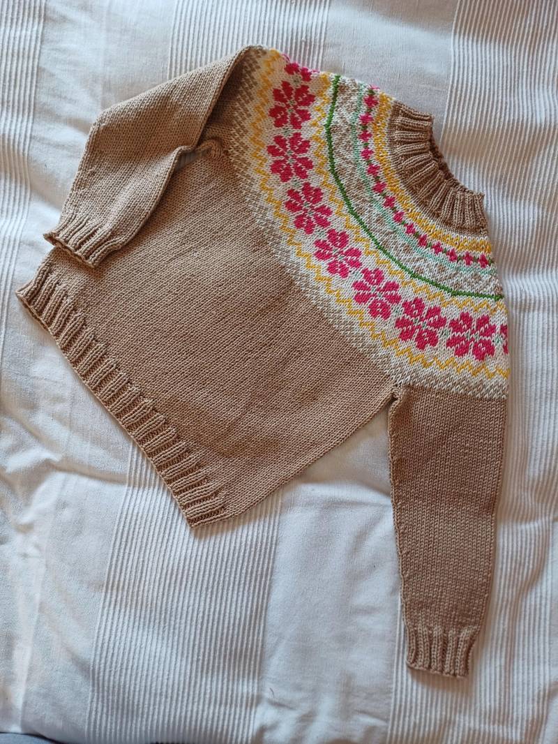 Kinderpullover Größe 134 Kinderpullover Größe 134 von MerlinsZaubernadeln