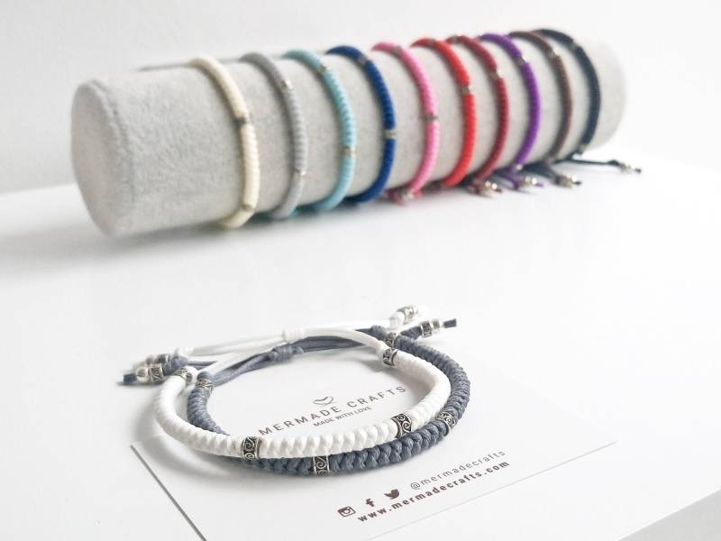 sterling Silber - Set Mit 2 Makramee Armbänder Paar Freundschaft Matching Einstellbar Verschiedene Farboptionen von MermadeCraftsShop