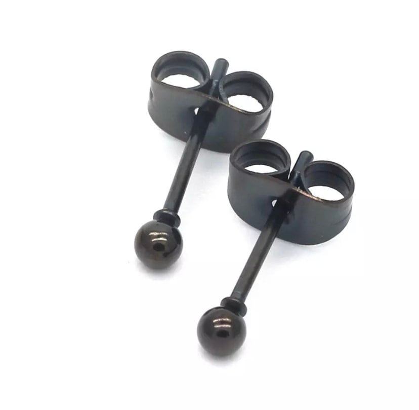 Edelstahl Ohrstecker Schwarz in 2mm & 3mm | Winzige Schwarze Nieten Schwarze Kugel-Ohrstecker von MermaidMarysUK