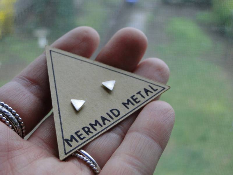 Dreieck Ohrstecker, Sterling Silber, Silber Minimalistisch, Ohrringe Dreieck Ohrstecker, Sterling Silber, Silber Minimalistisch, Ohrringe von MermaidMetalStudio
