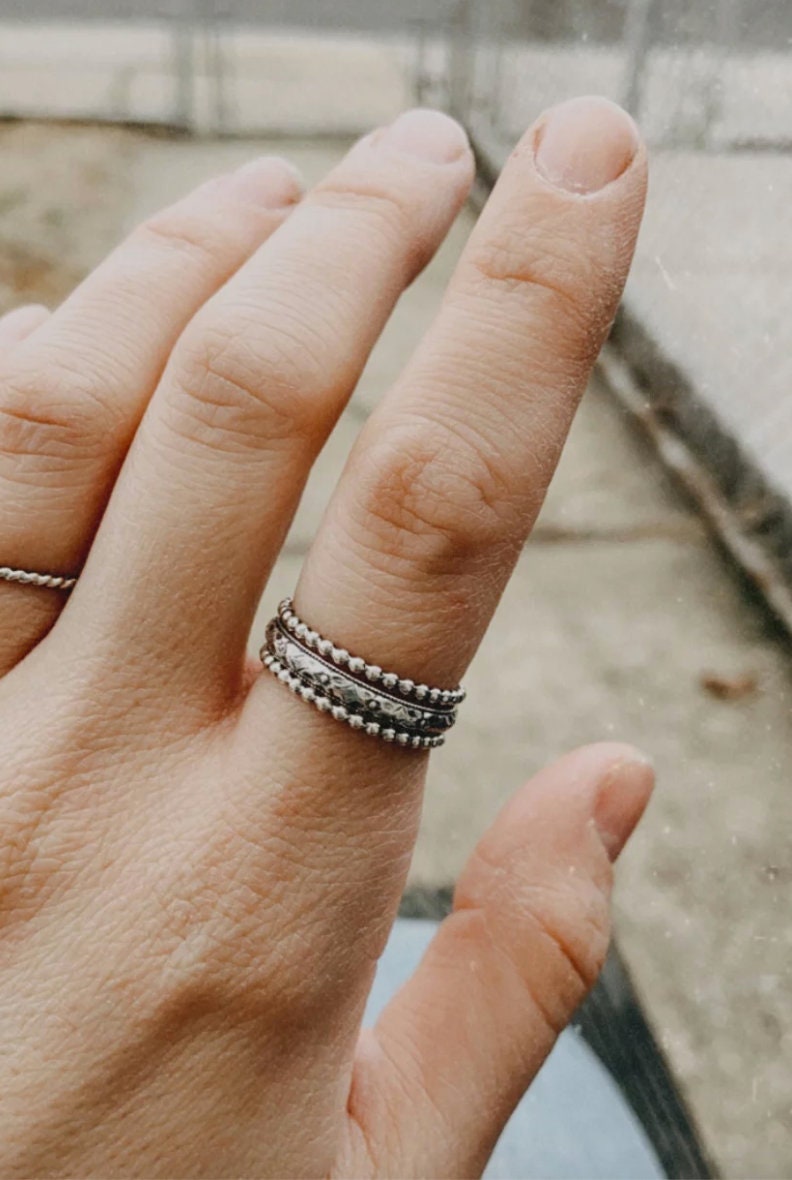 Serenity Stacking Ringe | 3Er Set, Sterling Silber, Stapelringe, Auf Bestellung Serenity Stacking Ringe | 3Er Set, Sterling Silber, Stapelringe, Auf Bestellung von MermaidMetalStudio