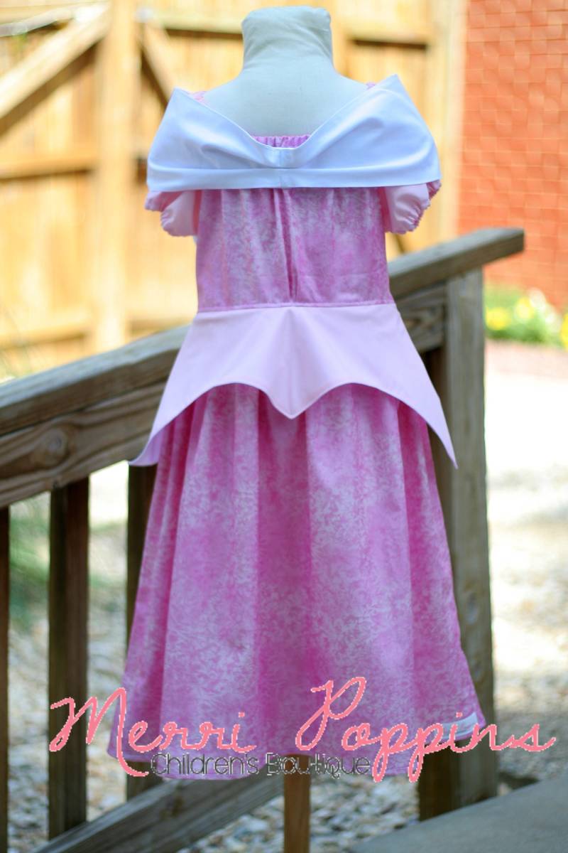 Aurora Kleid Dornröschen Inspiriertes Bauernkleid Aurora Kleid Dornröschen Inspiriertes Bauernkleid von MerriPoppins