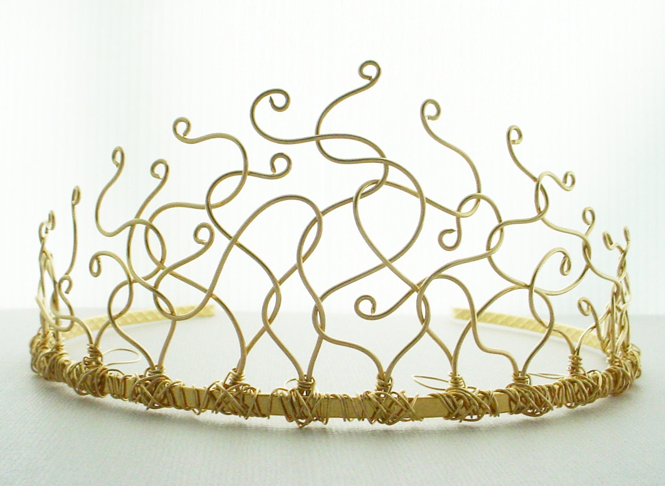 Gold Bio Tiara Gold Bio Tiara von MerrittGade
