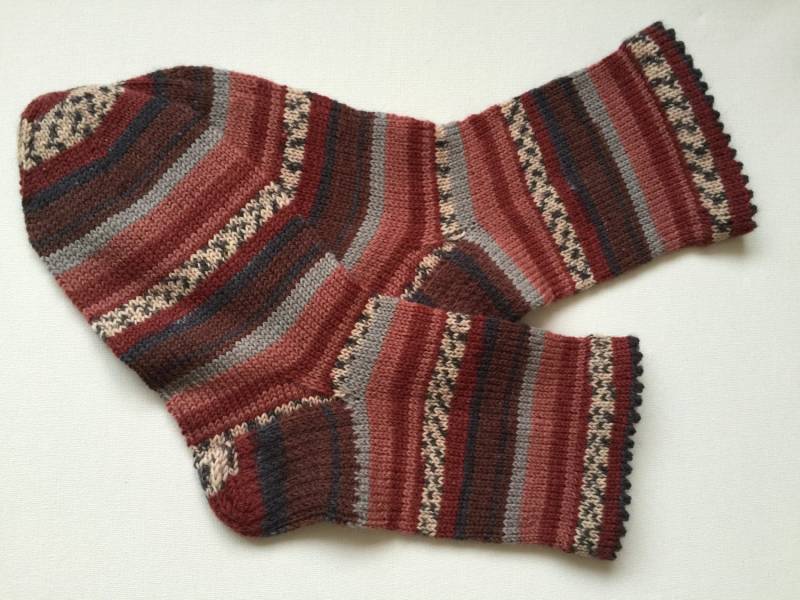 Damensocken Wollsocken Handgestrickt Socken Unisex Damensocken Wollsocken Handgestrickt Socken Unisex von MerrySiGaCrafts