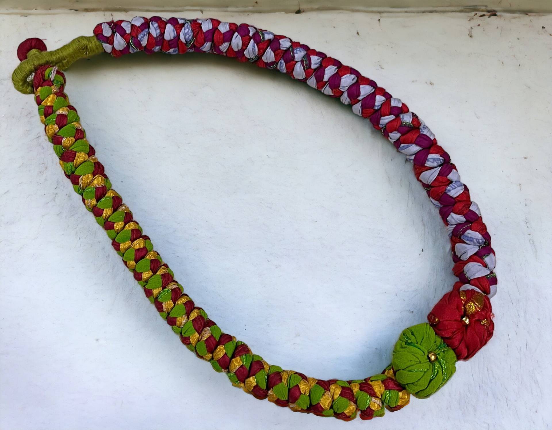 Multi Farbe Häkeln Halskette - Seide Saree Stoff Hand Gestrickte Hippie Schmuck Multi Farbe Häkeln Halskette - Seide Saree Stoff Hand Gestrickte Hippie Schmuck von MeshyamCreations