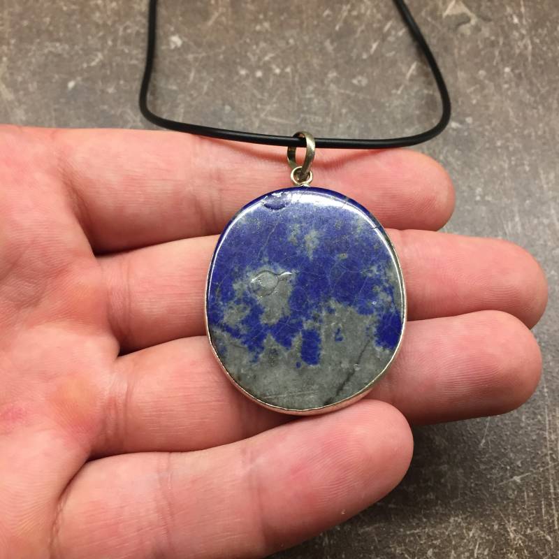 Lapis Lazuli Halskette Lapis Lazuli Schmuck Dunkelblau Edelstein Lapiz Heilsteine Blaue Blauer Stein Lapis Lazuli Halskette Lapis Lazuli Schmuck Dunkelblau Edelstein Lapiz Heilsteine Blaue Blauer Stein von MetalBrothers
